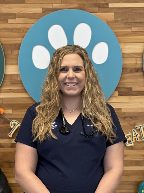 Annah Hanson, DVM